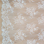 Lace with sequins and cording - Image 2