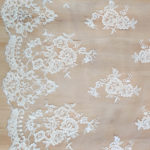 Crded lace with sequins - Image 2