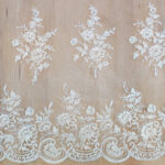 Δαντέλα κορδονέ, κεντημένη σε τούλι με παγιέτα - Image 2