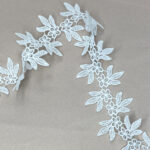 Triming with sketches leaves - Image 2