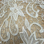 Kipur lace with silver thread - Image 4