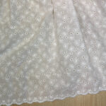 Broderi cotton daizes off white - Image 2
