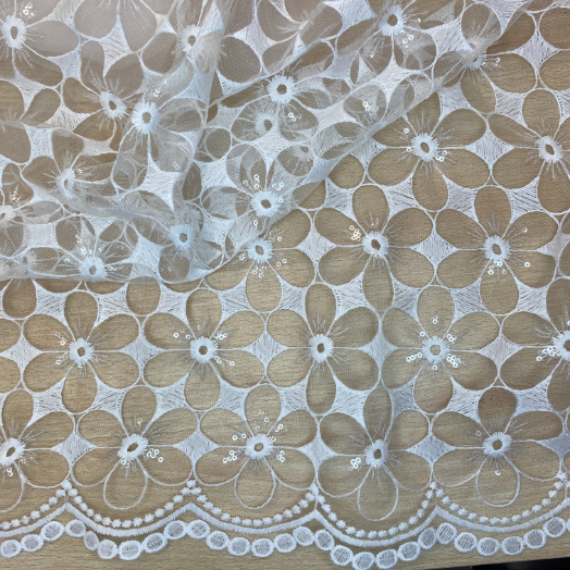 20221115_105942079_iOS Lacee with sequins daizy - Image 1