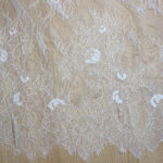 Lace chantille white