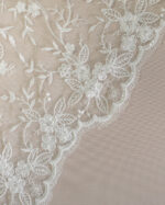 Lace with silver thread - Image 2