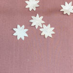 Motif flower satin 3cm white - Image 2
