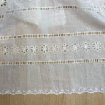 Cotton broderi white
