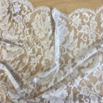 Lace trim off white - Image 2