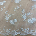 Cording lace with sequins and gold thread