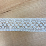 Triming 4.5 cm off white