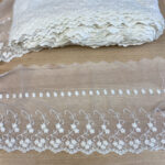 Triming 10 cm off white